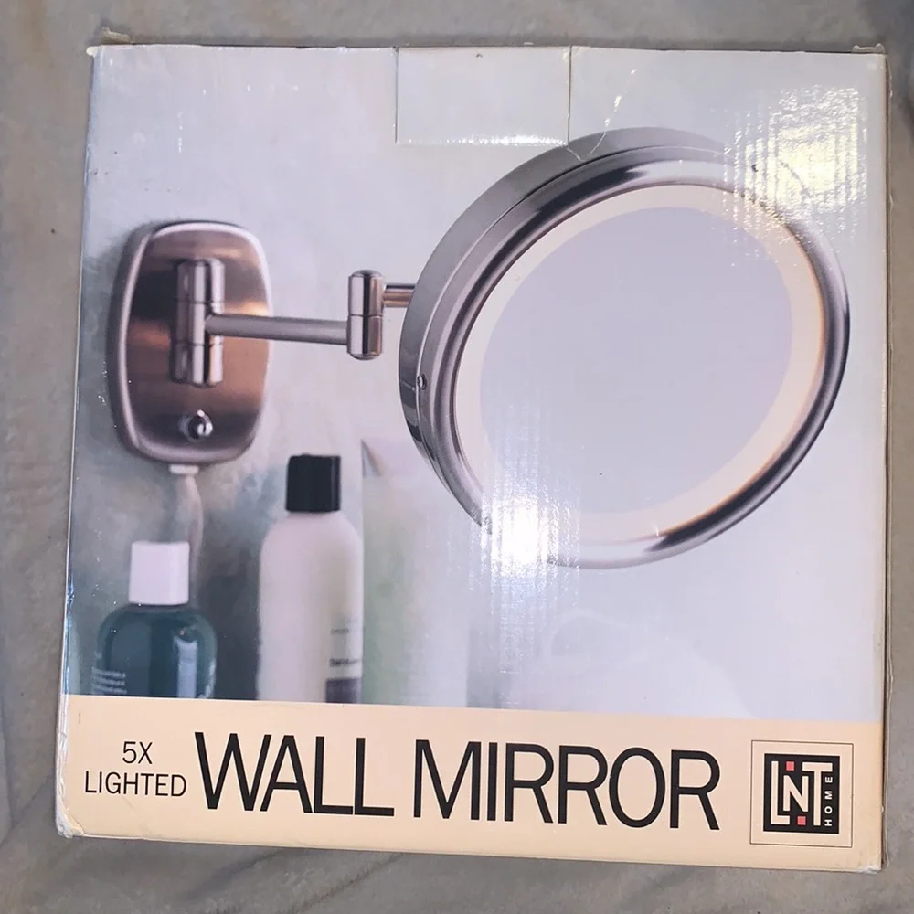 LINENS N THINGS 5X MAGNIFICATION LIGHTED WALL MIRROR NIB